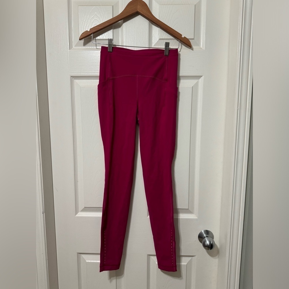 Lululemon swift speed high rise tight size 4 euc